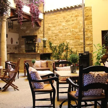 Alvaro De Torres Boutique Úbeda